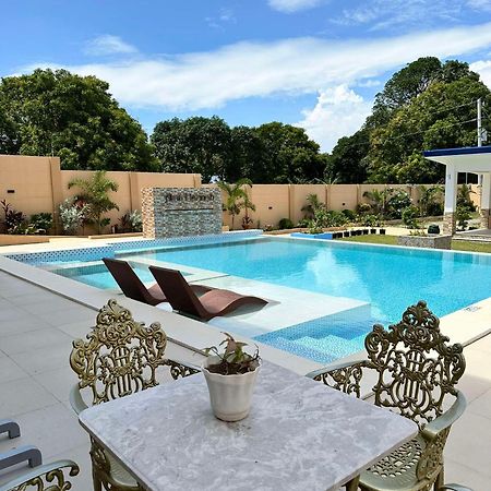 Aina Hannah Family Resort'S Greek Unit Calatagan 외부 사진
